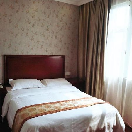 Greentree Inn Zhejiang Ningbo Dongqian Lake Yinxian Avenue North Mozhi Road Business Hotel Exterior photo