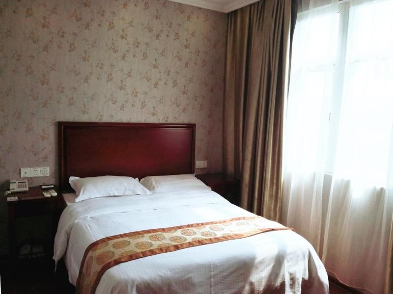 Greentree Inn Zhejiang Ningbo Dongqian Lake Yinxian Avenue North Mozhi Road Business Hotel Exterior photo
