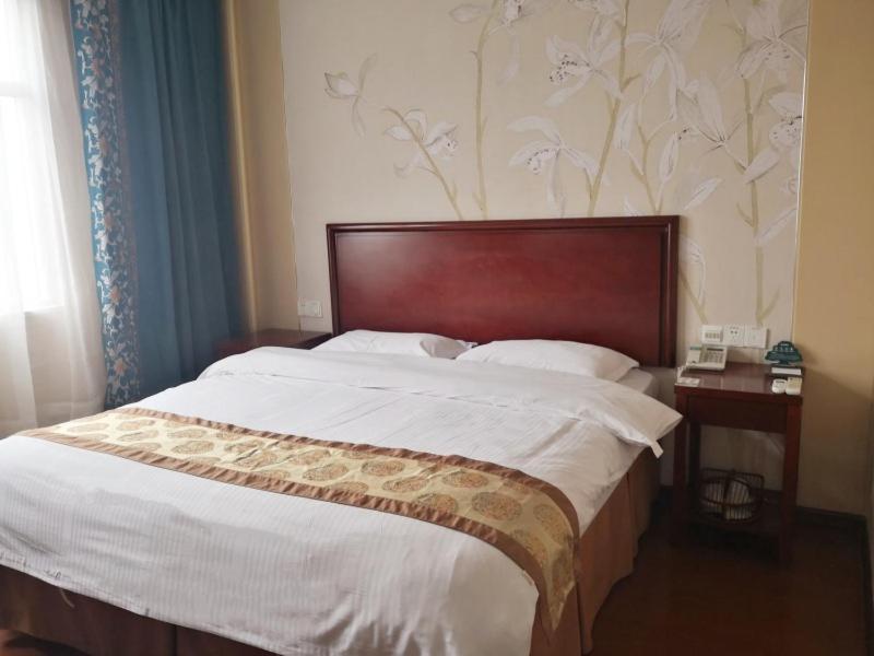 Greentree Inn Zhejiang Ningbo Dongqian Lake Yinxian Avenue North Mozhi Road Business Hotel Exterior photo