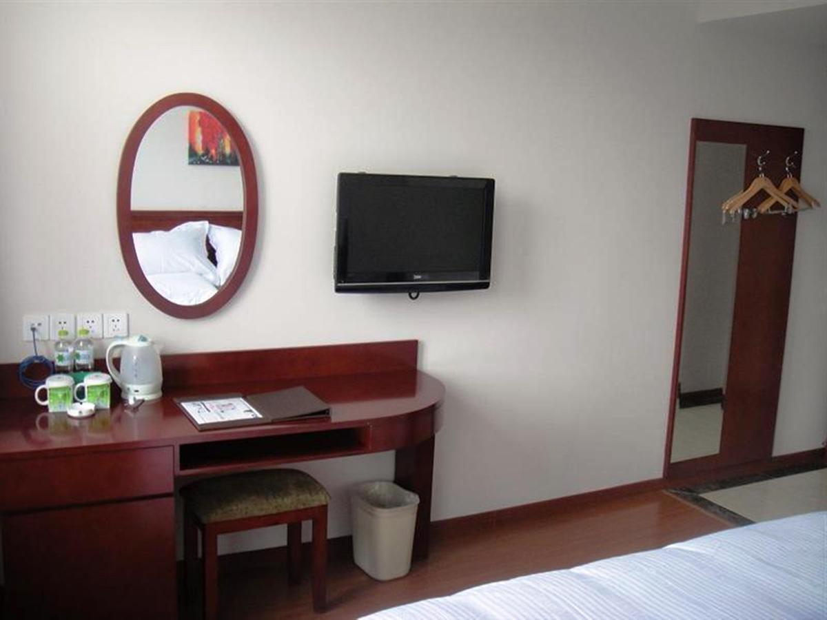 Greentree Inn Zhejiang Ningbo Dongqian Lake Yinxian Avenue North Mozhi Road Business Hotel Exterior photo