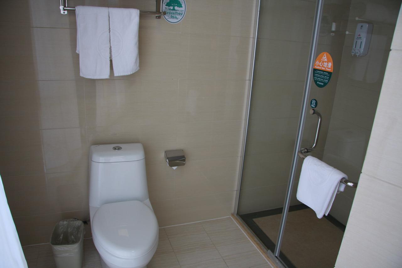 Greentree Inn Zhejiang Ningbo Dongqian Lake Yinxian Avenue North Mozhi Road Business Hotel Exterior photo